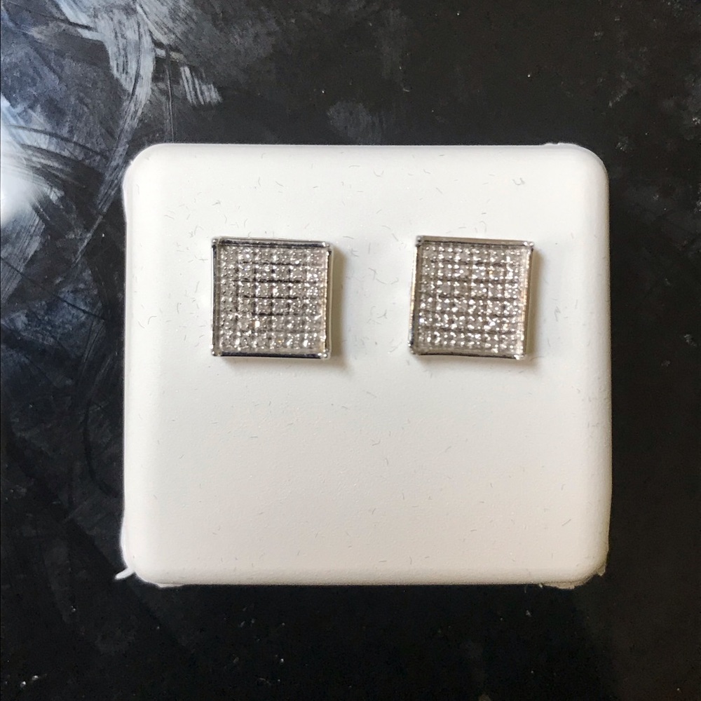 1/4 ctw diamond Earrings
